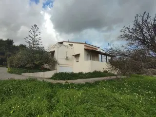 Residence for sale Agia Marina (RBT61358)