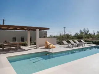 Residence for sale Souda (RBT61416)