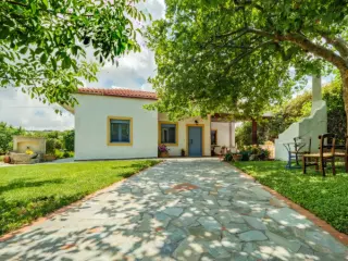 Residence for sale Kounavi (RBT61438)