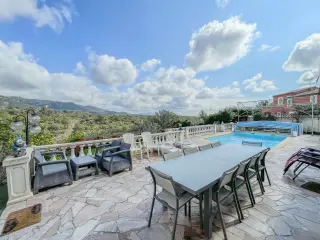 Huis te koop Roquebrune-sur-Argens (RBT61550)