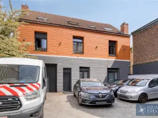 Mixed building for sale Laken (RBT69625)