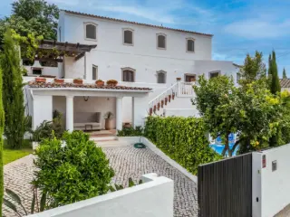 Huis te koop São Brás de Alportel (RBT70619)