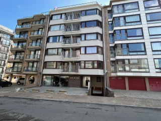 Garage à louer Coxyde (RBT71583)