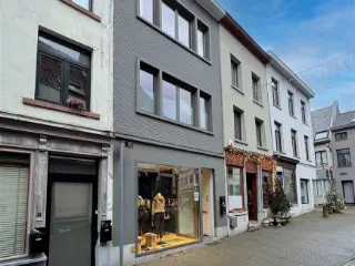 Surface commerciale à vendre Hal (RBT75579)