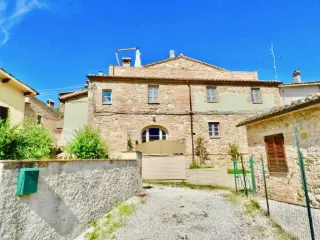 Maison à vendre Monsampietro Morico (RBT80269)
