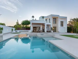 Huis te koop Dehesa de Campoamor (RBT80522)