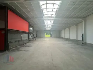 Surface industrielle à vendre Courtrai (RBT82333)