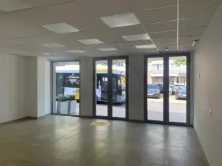 Surface commerciale à louer Zellik (RBT83881)