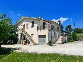 Maison à vendre Arcevia (RBT84315)