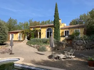 Huis te koop Bagnols-en-Forêt (RBT85219)