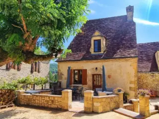 Residence for sale Beynac-et-Cazenac (RBT85230)