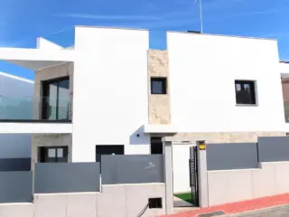 Maison à vendre Torrevieja (RBT85339)