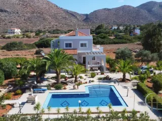 Residence for sale Stavros (RBT85415)