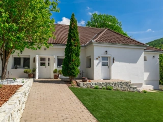 Residence for sale Szécsény (RBT85958)