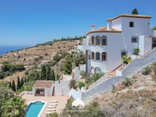 Huis te koop Salobreña (RBT86153)