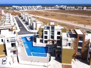 Appartement te koop Yeni İskele (RBT93468)