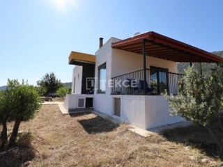 Huis te koop Korkuteli (RBT93720)