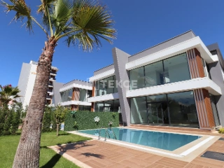 Huis te koop Aksu (RBT93826)