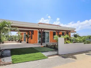 Residence for sale Willemstad (RBT94112)