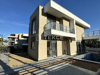 Maison à vendre Urla (RBT94334)