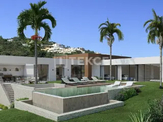 Residence for sale Marbella (RBT94498)