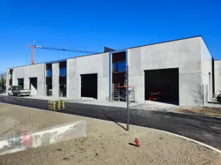 Industrial building for rent Oudenburg (RBT97075)