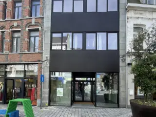 Commercial building for rent Roeselare (RBU00847)