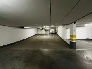 Parking for rent Strassen (RBU02173)