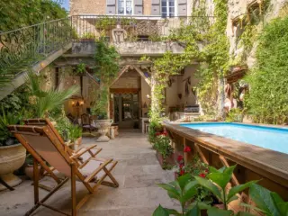 Residence for sale Condom (RBU02502)