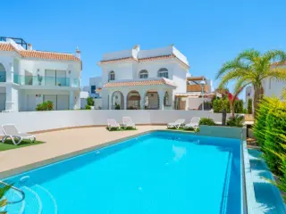 Residence for sale Ciudad Quesada (RBU02616)