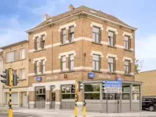 Mixed building for sale Zellik (RBU02696)