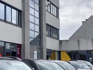 Bureaux à louer Courtrai (RBU04846)