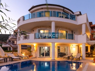 Huis te koop Kaş (RBU10230)