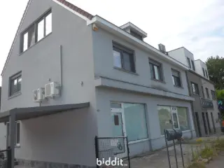 Commercial building in public sale Houthalen-Helchteren (RBU12317)