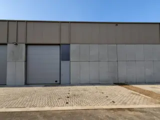 Handelspand te huur Tielt (RBU12849)