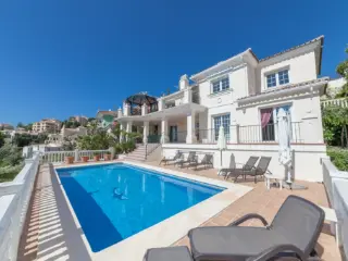 Residence for sale Marbella (RBU13634)