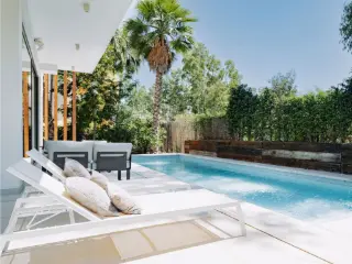 Residence for sale Estepona (RBU13648)