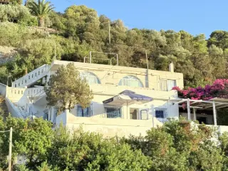 Residence for sale Aegina (RBU13755)