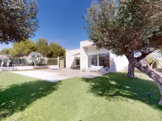 Huis te koop Dehesa de Campoamor (RBU17829)