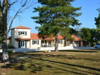 Huis te koop Condom (RBU17946)