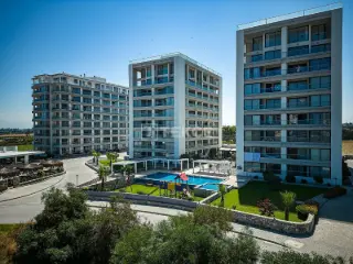 Appartement te koop Cengizköy (RBU21152)