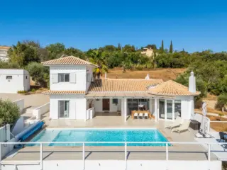 Huis te koop Santa Bárbara de Nexe (RBU21167)