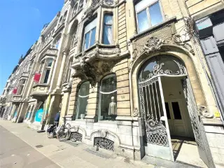 Commercial building for rent Antwerp (RBU21607)