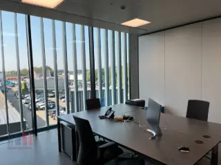 Bureaux à louer Zellik (RBU24199)