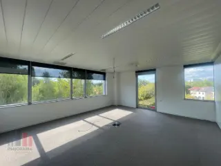 Bureaux à louer Grand-Bigard (RBU24363)