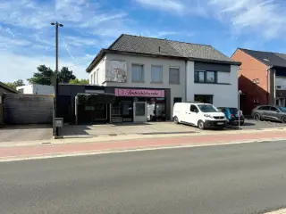 Commercial building for rent Izegem (RBU24490)