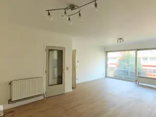 Appartement à louer Molenbeek-Saint-Jean (RBU24531)