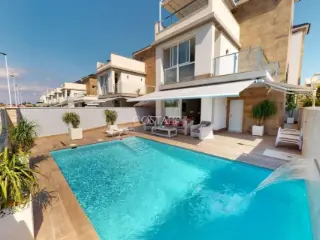 Maison à vendre Torrevieja (RBU26069)