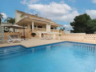 Residence for sale Torrevieja (RBU26086)