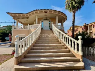 Huis te koop Benferri (RBU26131)